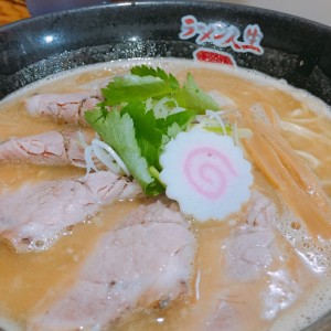 RA－MEN　玉造にある美容室OHANAｎ（オハナ）